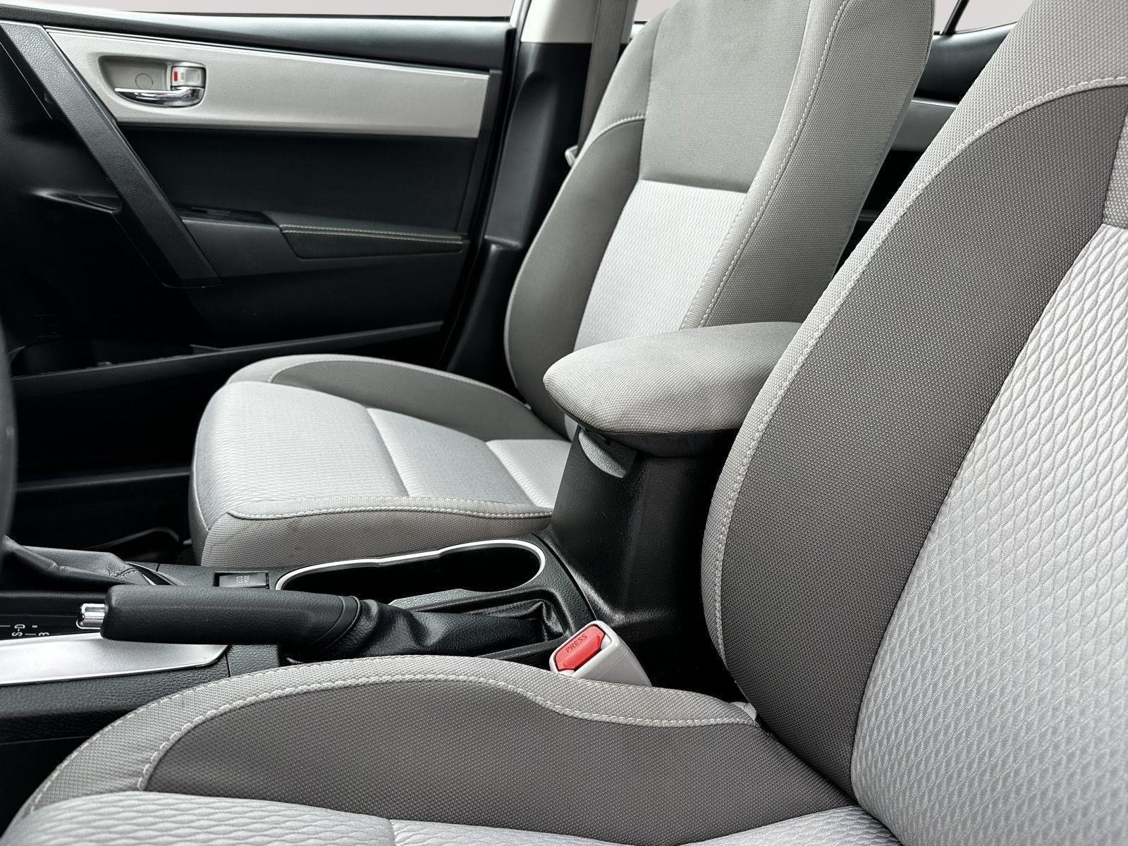 Used 2017 Blizzard Pearl Toyota LE Eco image 18
