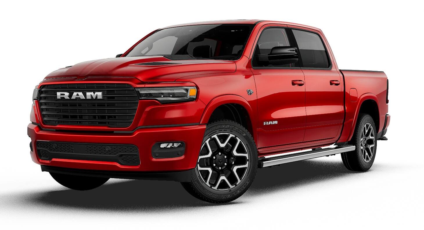 New 2027 Molten Red Pearl-Coat Exterior Paint RAM LARAMIE image 13