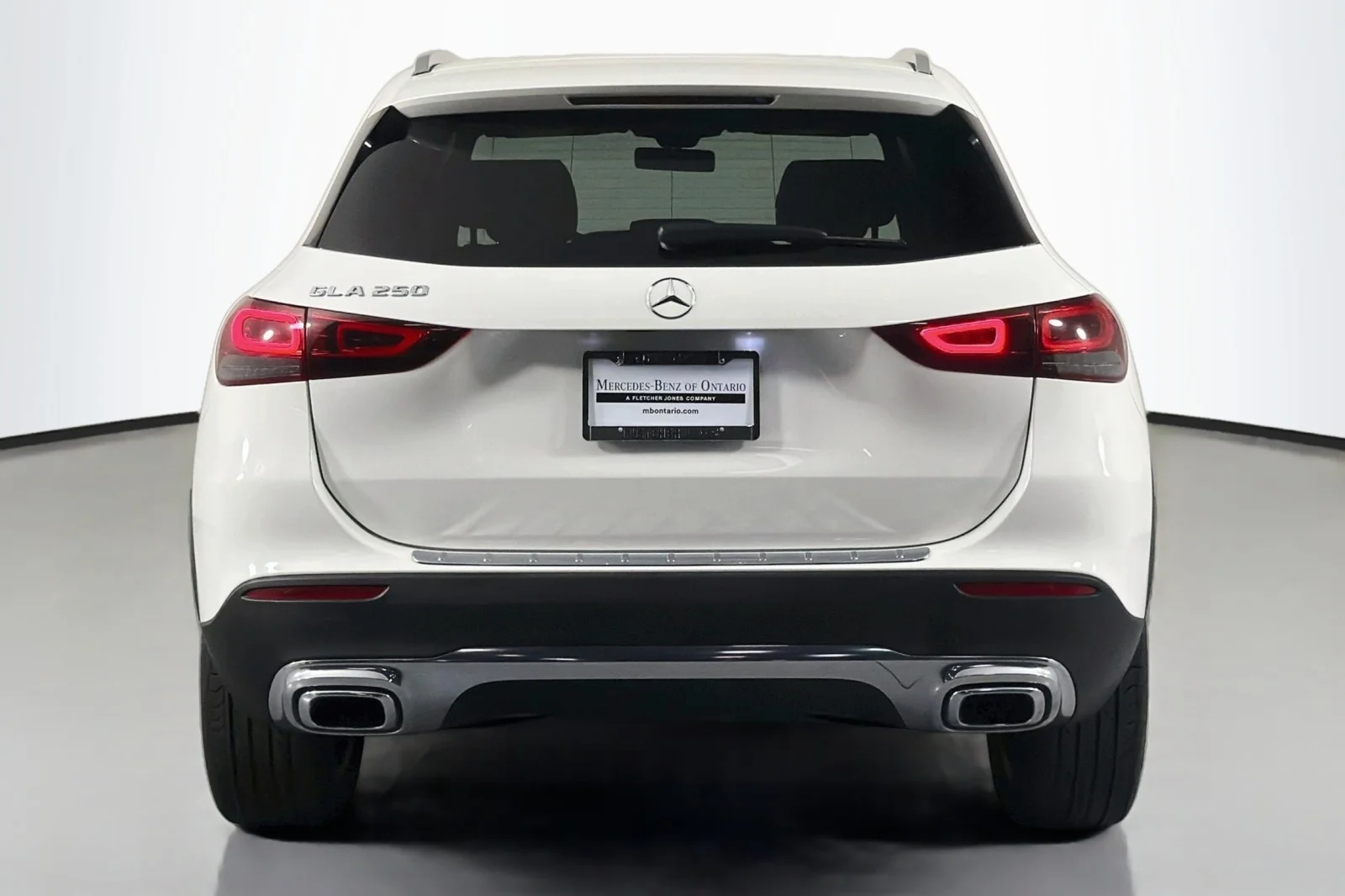 Used 2023 Polar White Mercedes-Benz 250 image 4