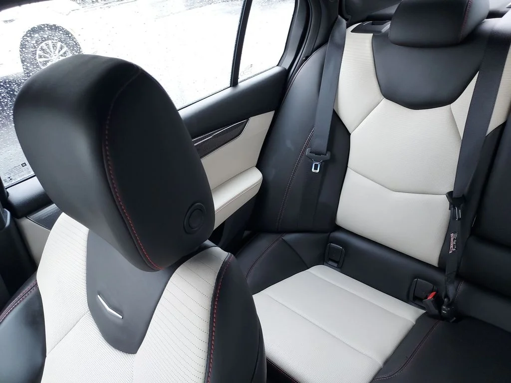Used 2022 White Cadillac Sport image 12