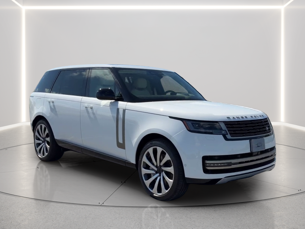 New 2026 Fuji White Land Rover SE image 3