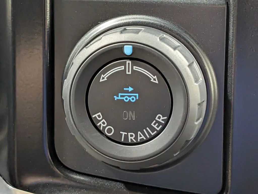 New 2026 Oxford White Ford F-250® King Ranch® image 6