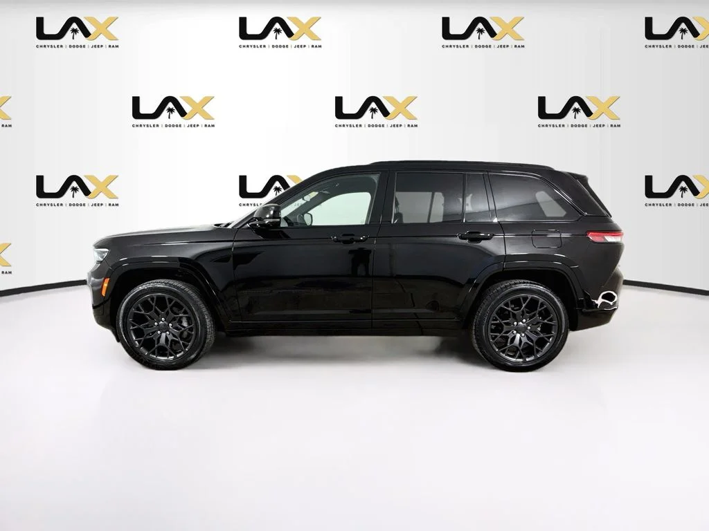 Used 2025 Black Jeep Summit image 4
