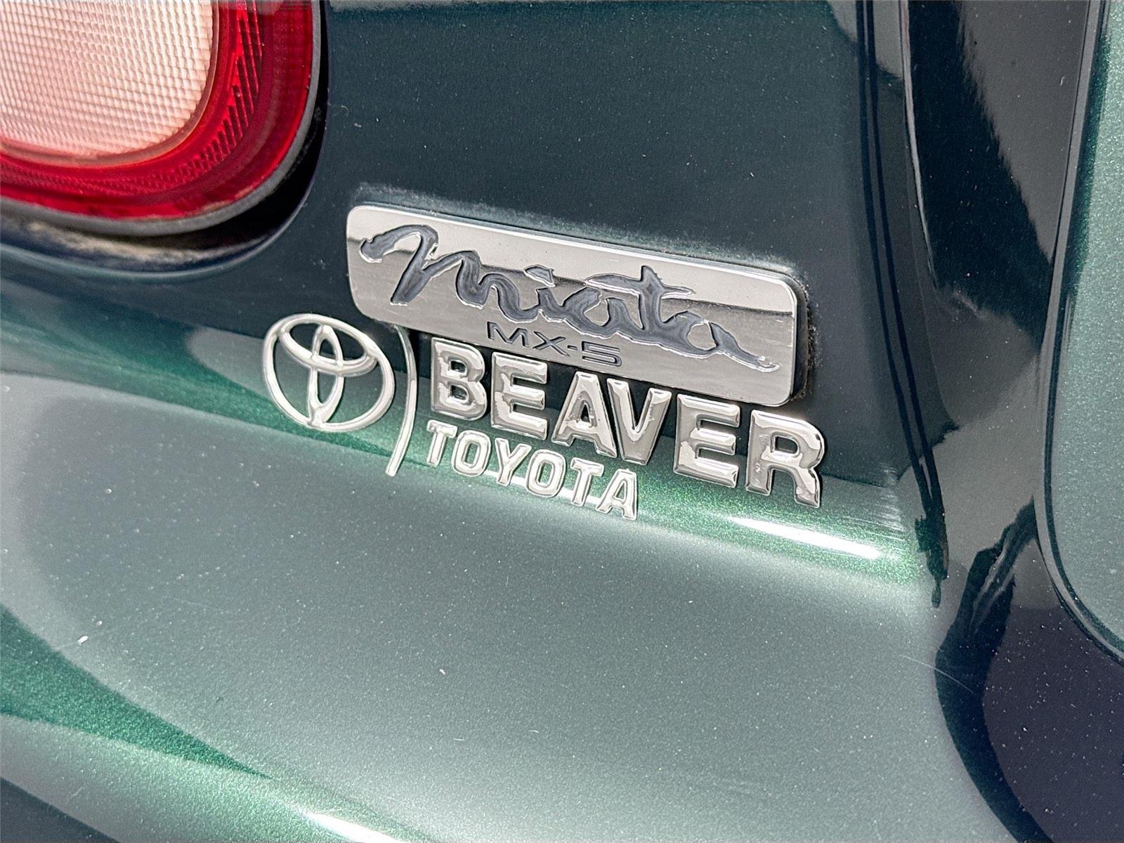 Used 1999 Emerald Mica Mazda Base image 12