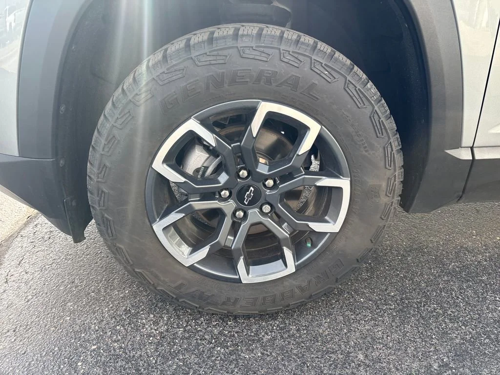 2025 Chevrolet Equinox ACTIV - Photo 29