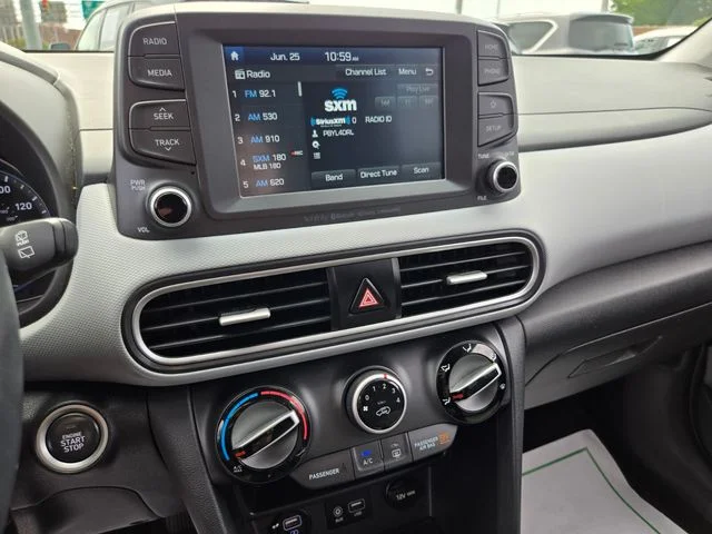 Used 2019 Silver Hyundai SEL image 26