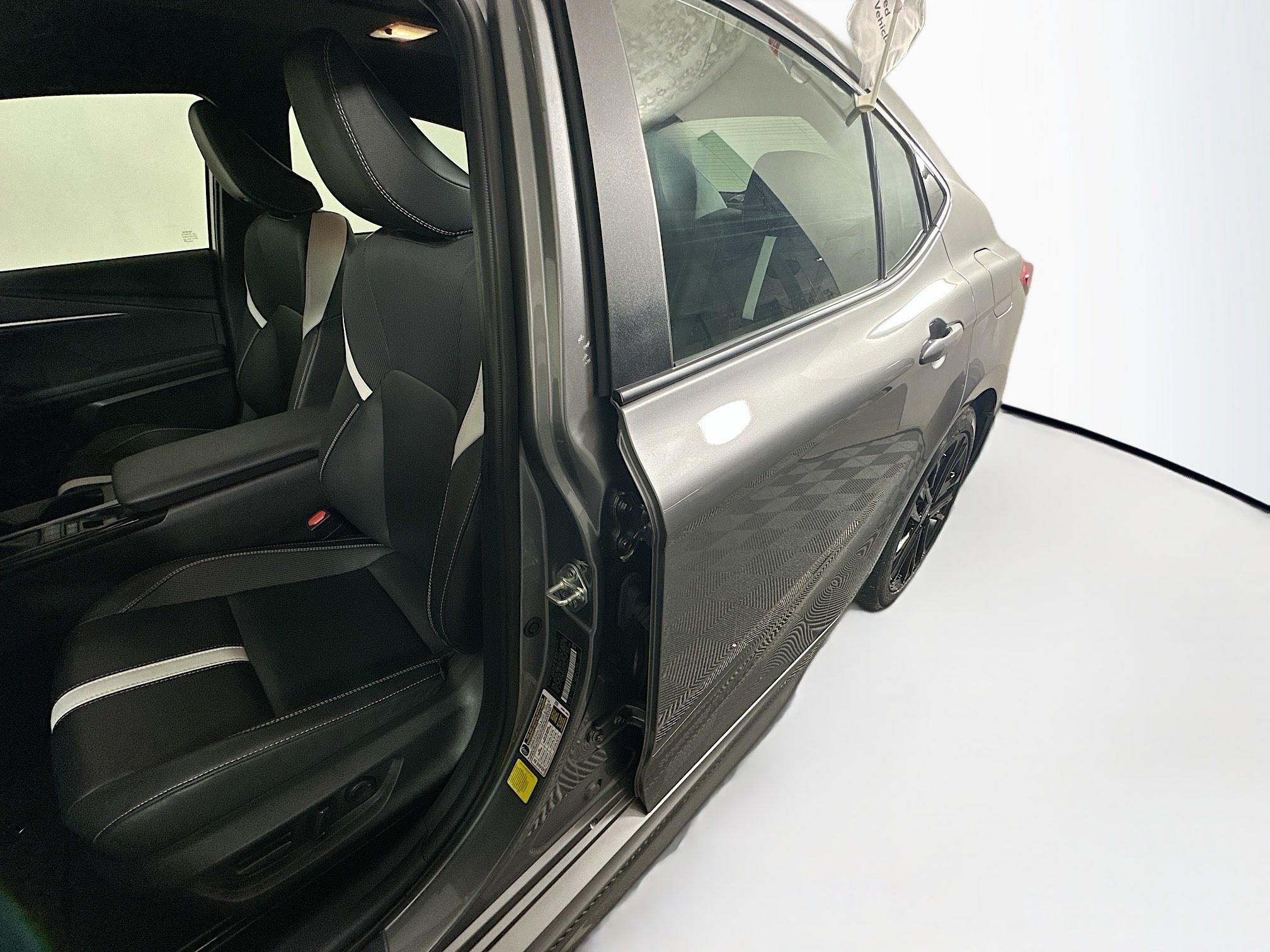 Certified Used 2025 Heavy Metal Toyota SE image 12
