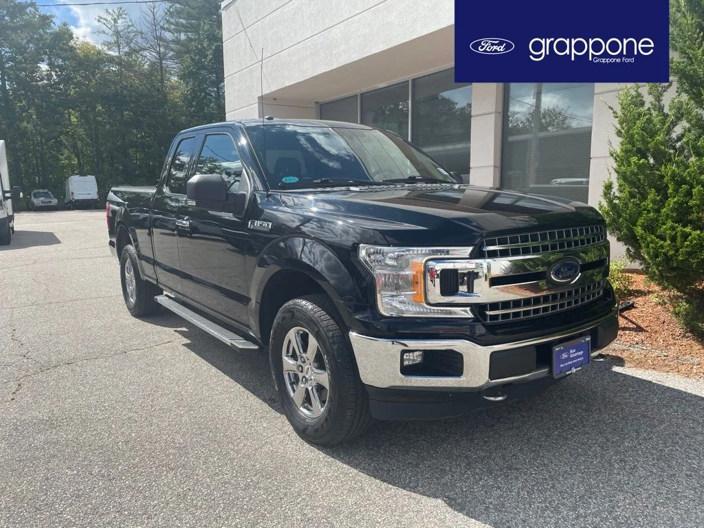 Used 2018 Shadow Black Ford XLT image 1