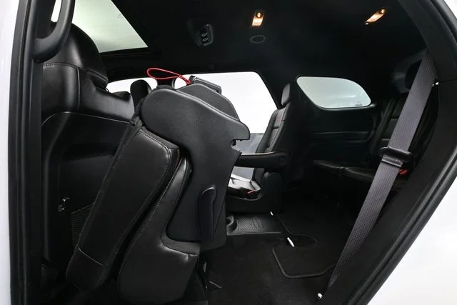 Certified Used 2024 White/off-white Dodge R/T Premium image 47