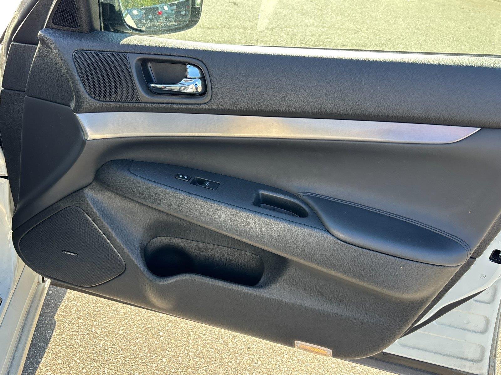 Used 2013 Moonlight White INFINITI Journey image 38