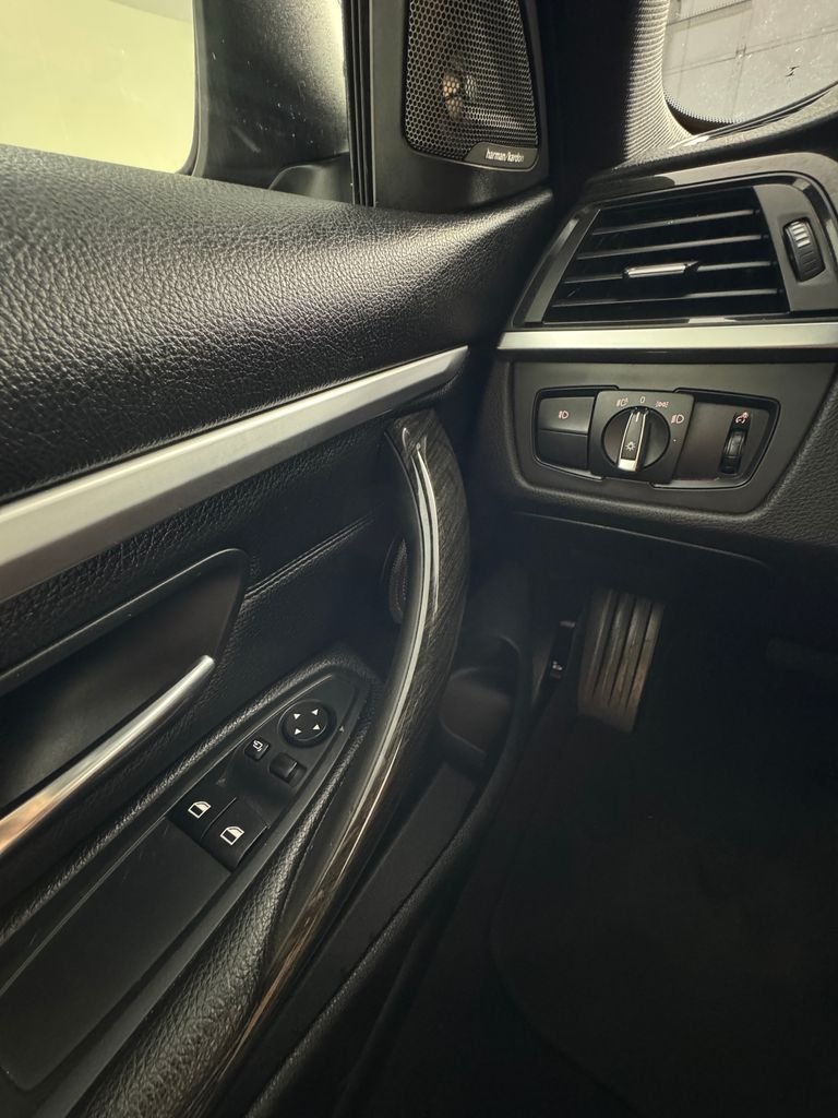 Used 2016 Mineral Gray Metallic BMW 428i image 8