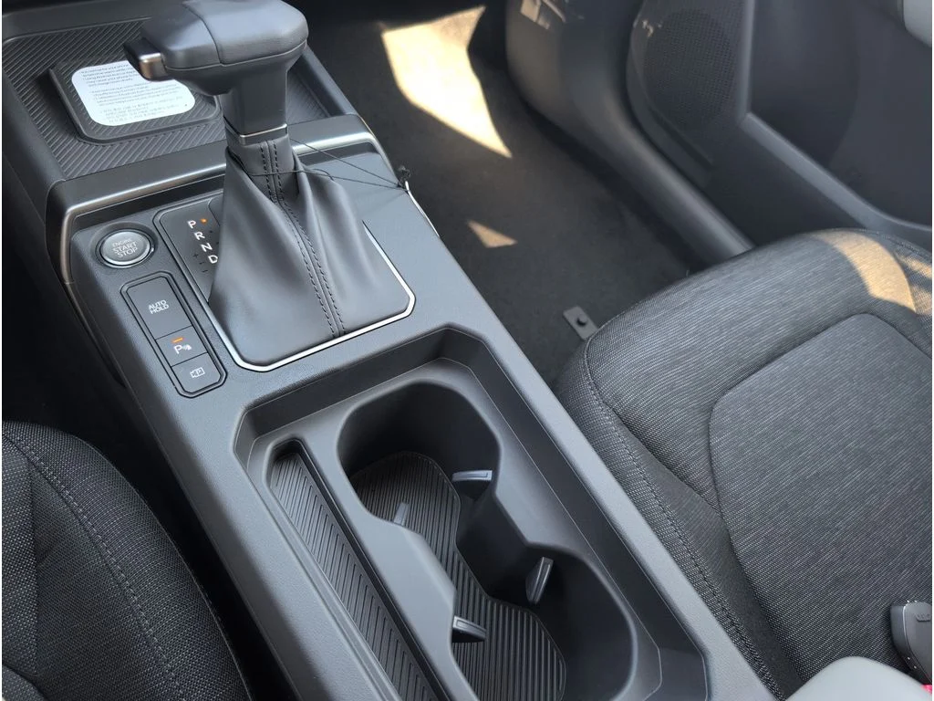 New 2027 Iceberg Green Kia S image 18