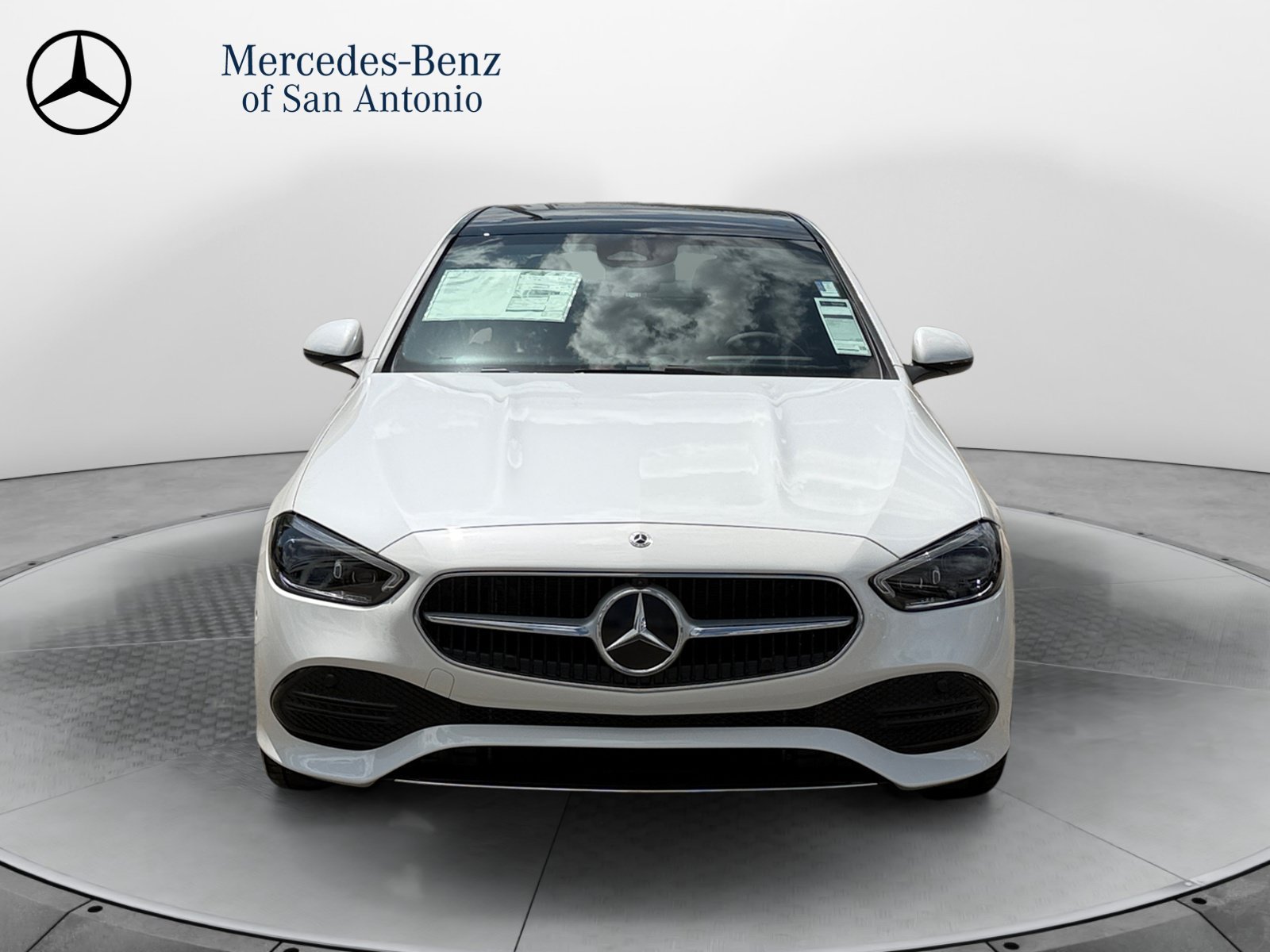 New 2026 MANUFAKTUR Moonlight White Metallic Mercedes-Benz C 300 image 27
