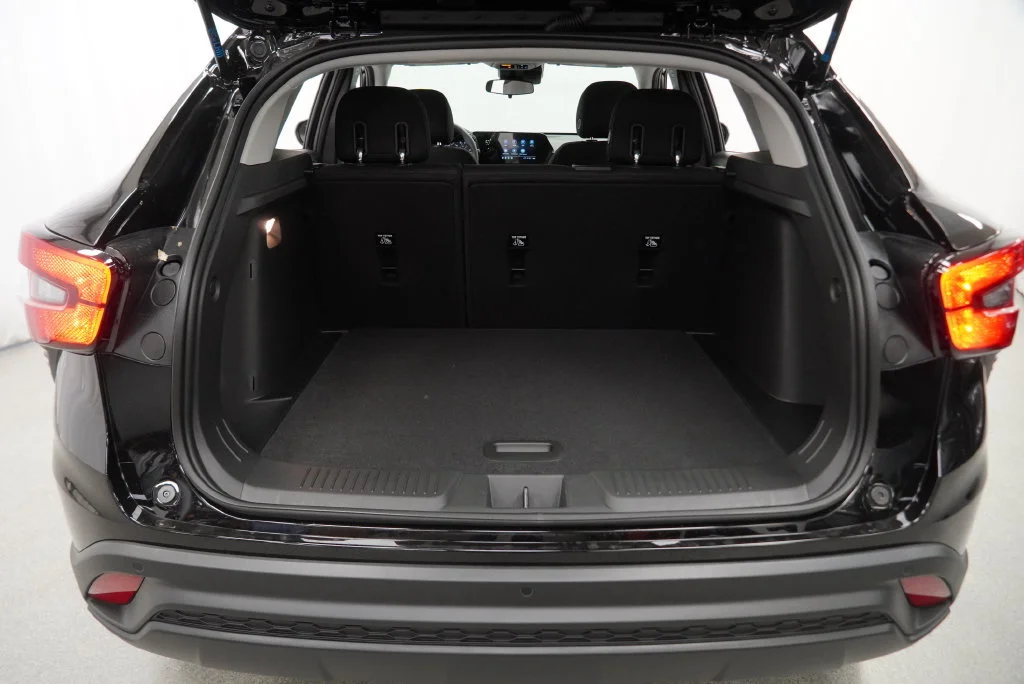 New 2026 Mosaic Black Metallic Chevrolet LS image 33