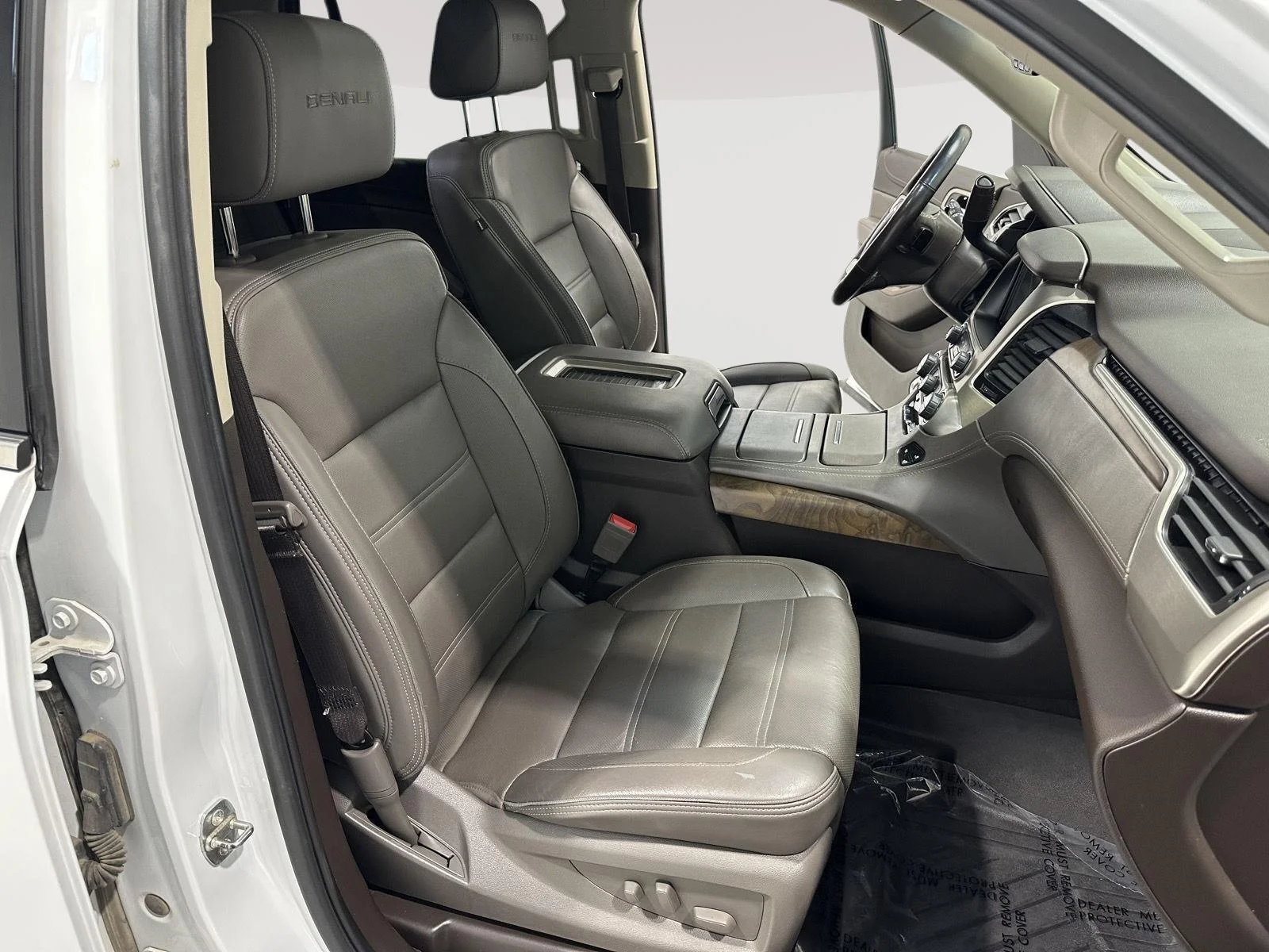 Used 2019 SUMMIT WHITE GMC Denali image 28
