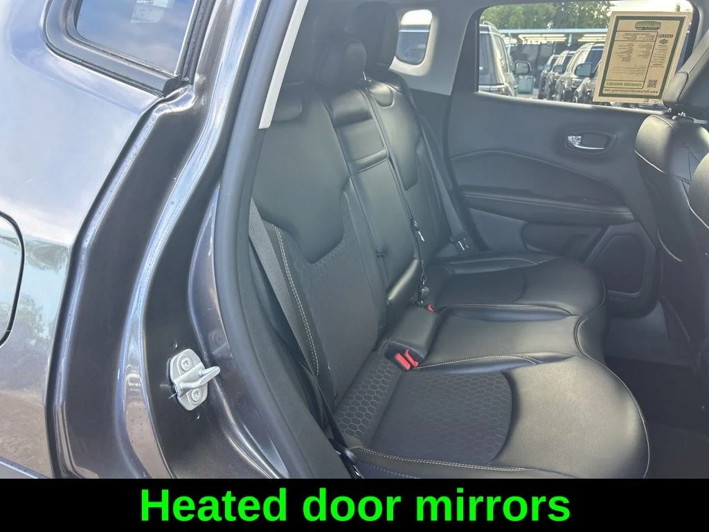 Used 2019 Gray Jeep Latitude image 27