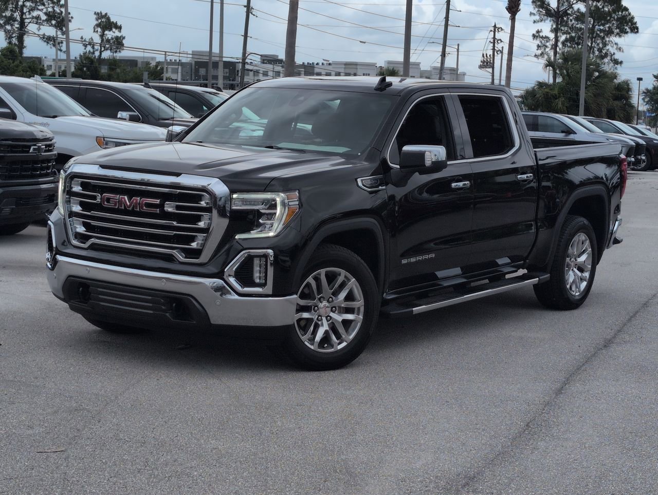2022 GMC Sierra 2WD Crew Cab Short Box SLT's photo