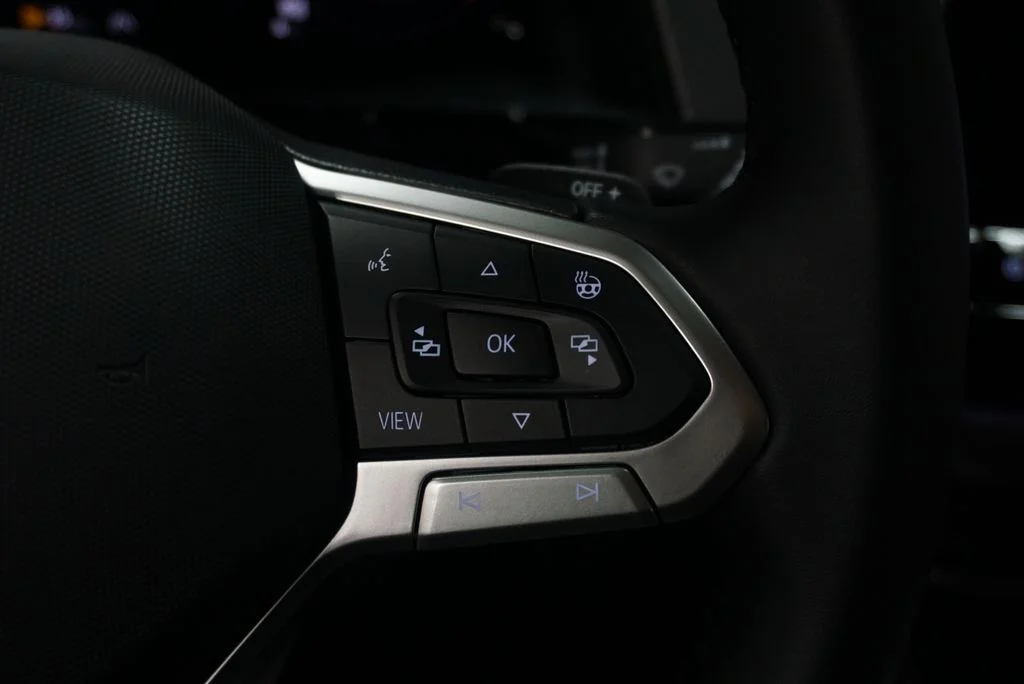 New 2026 Pure Gray Volkswagen Peak Edition image 25