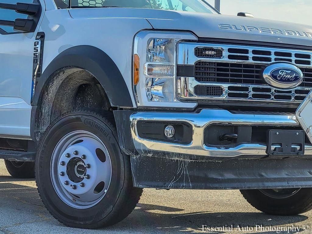 New 2023 White Ford XLT image 3