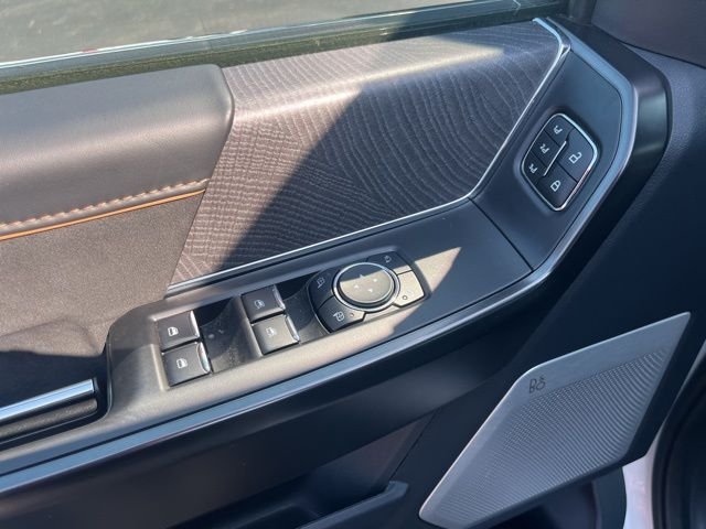 Certified Used 2023 White Metallic Ford Platinum image 9