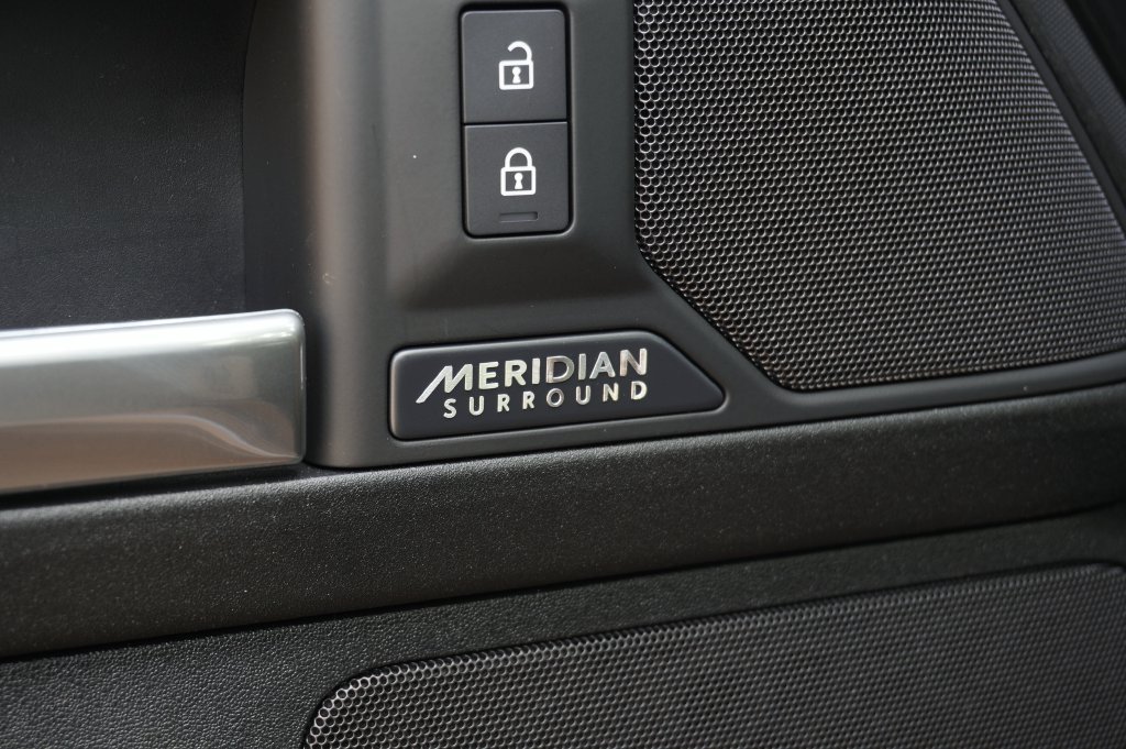 Used 2026 Gray Land Rover X image 11