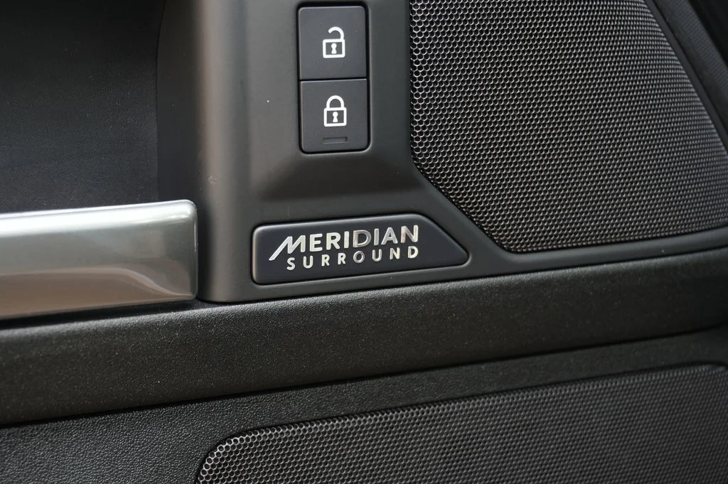 New 2026 Carpathian Grey Land Rover X image 12