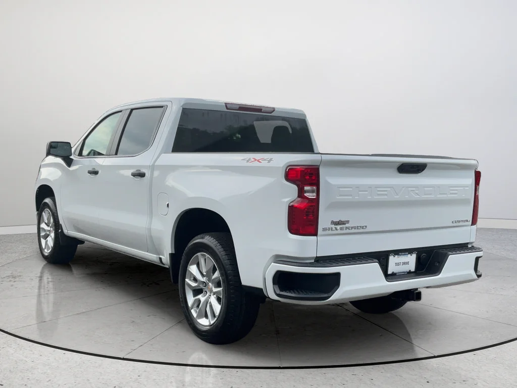 2026 Chevrolet Silverado 1500 Custom - Photo 7