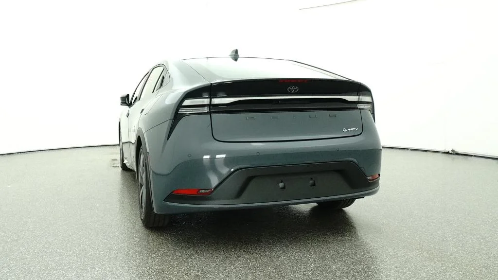 New 2026 Guardian Gray Toyota SE image 3