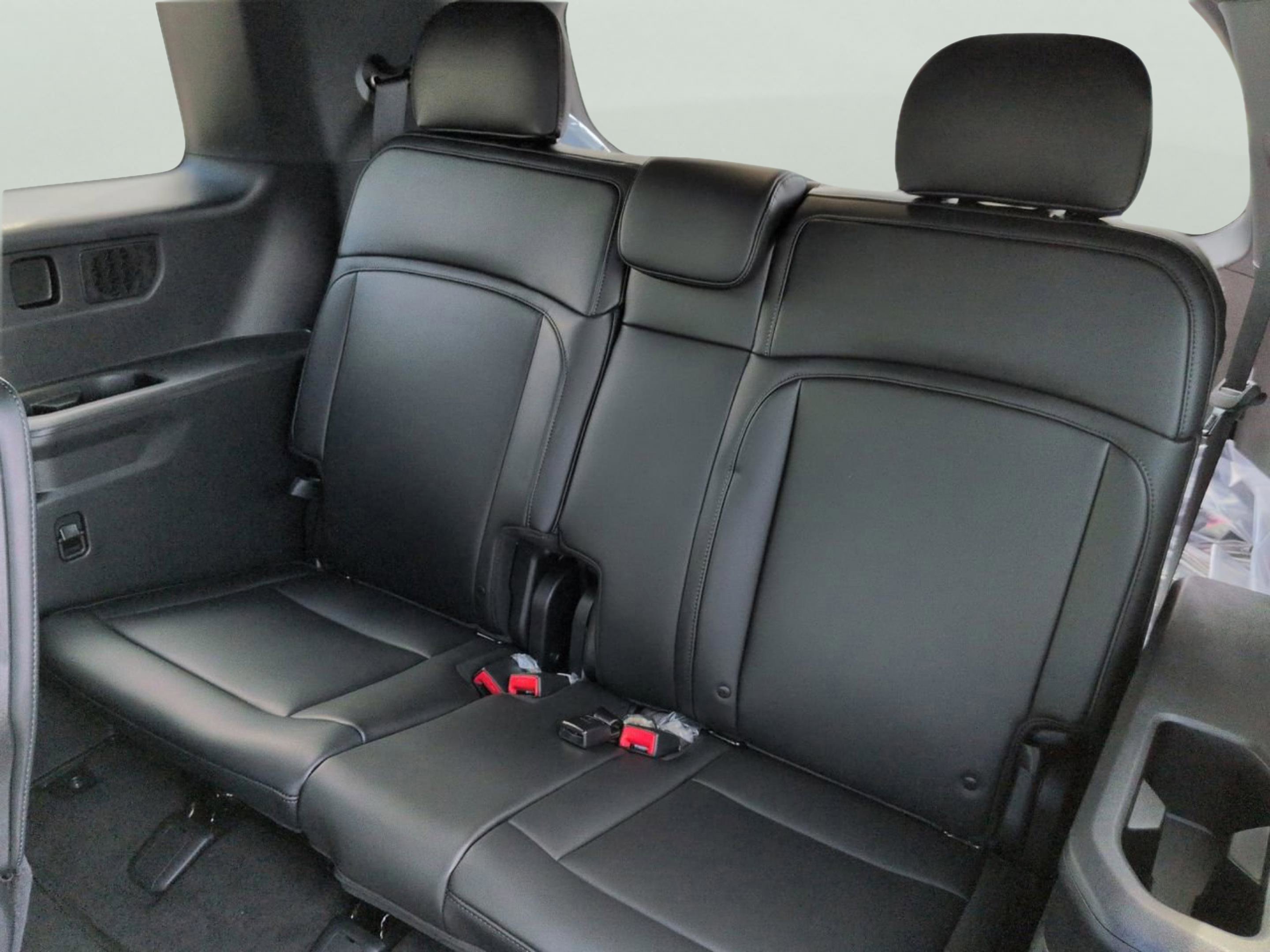 New 2027 Glacial White Pearl Kia EX image 12