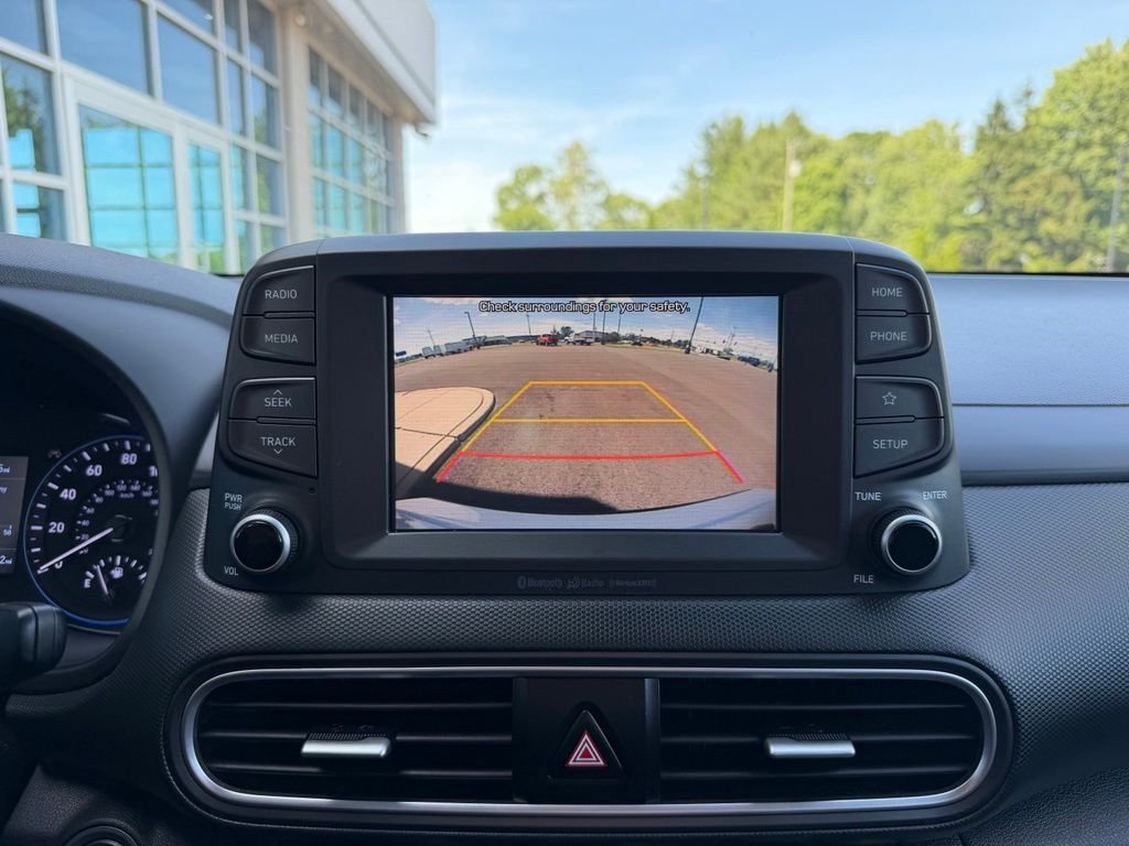 Used 2020 White Hyundai SEL image 13