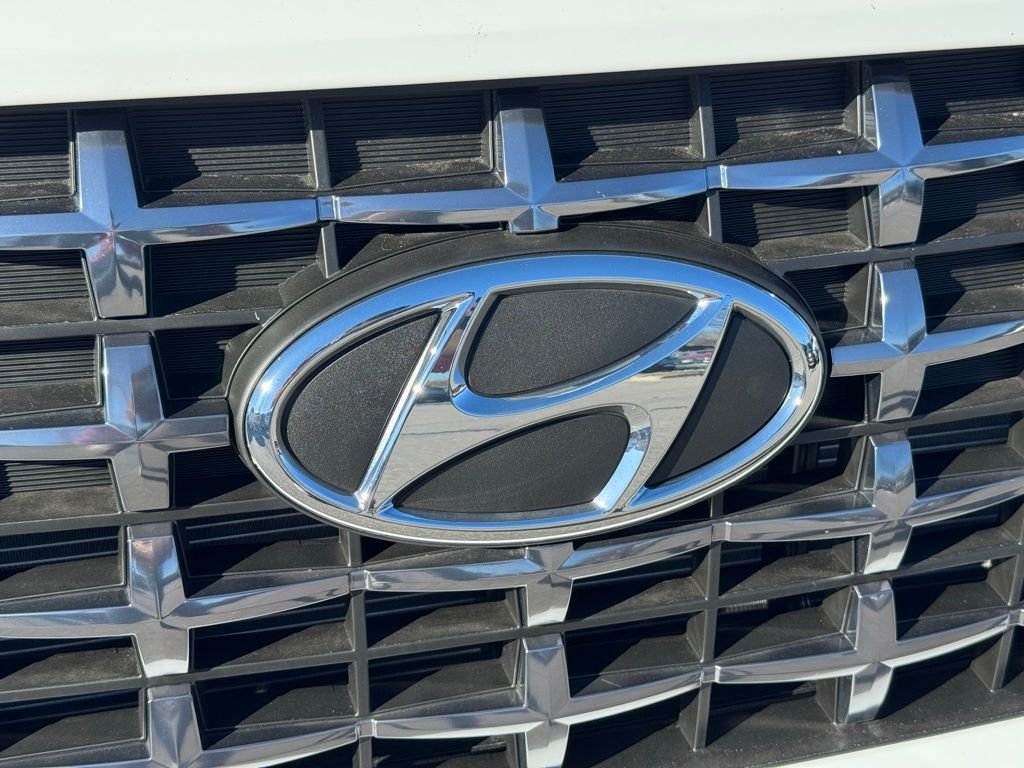 Used 2026 White Hyundai SEL image 7