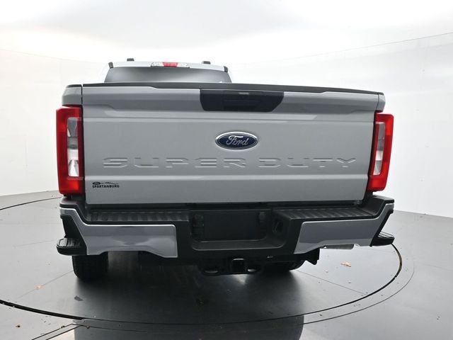 New 2026 Avalanche Ford F-250® XLT image 6