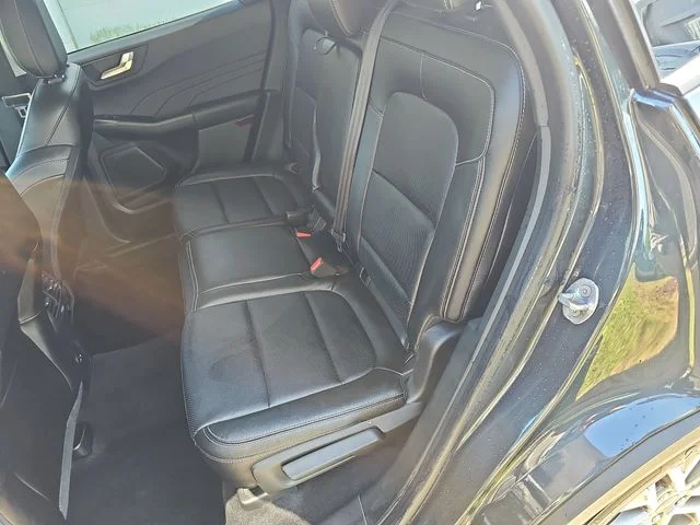 Used 2022 Blue Ford SEL image 14