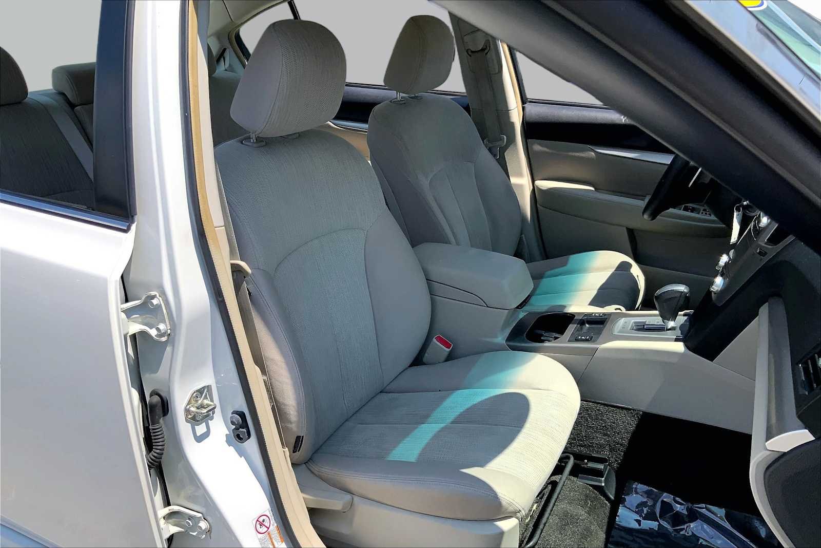 Pre-Owned 2014 Subaru Legacy 2.5i Premium