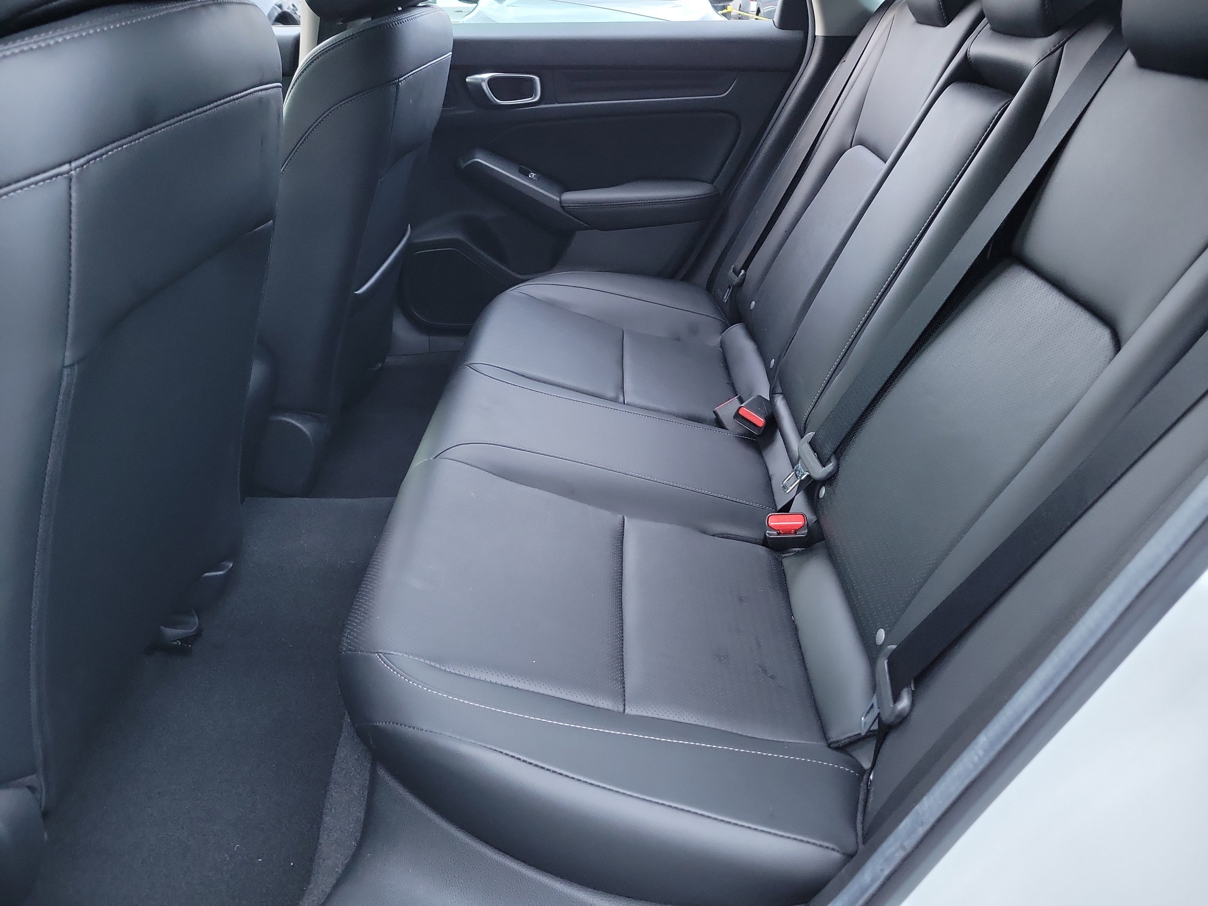 2024 Honda Civic Hatchback EX-L - Photo 41