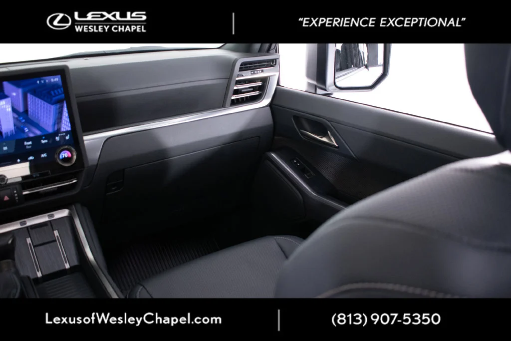 Used 2026 White Lexus 550 Premium+ image 20