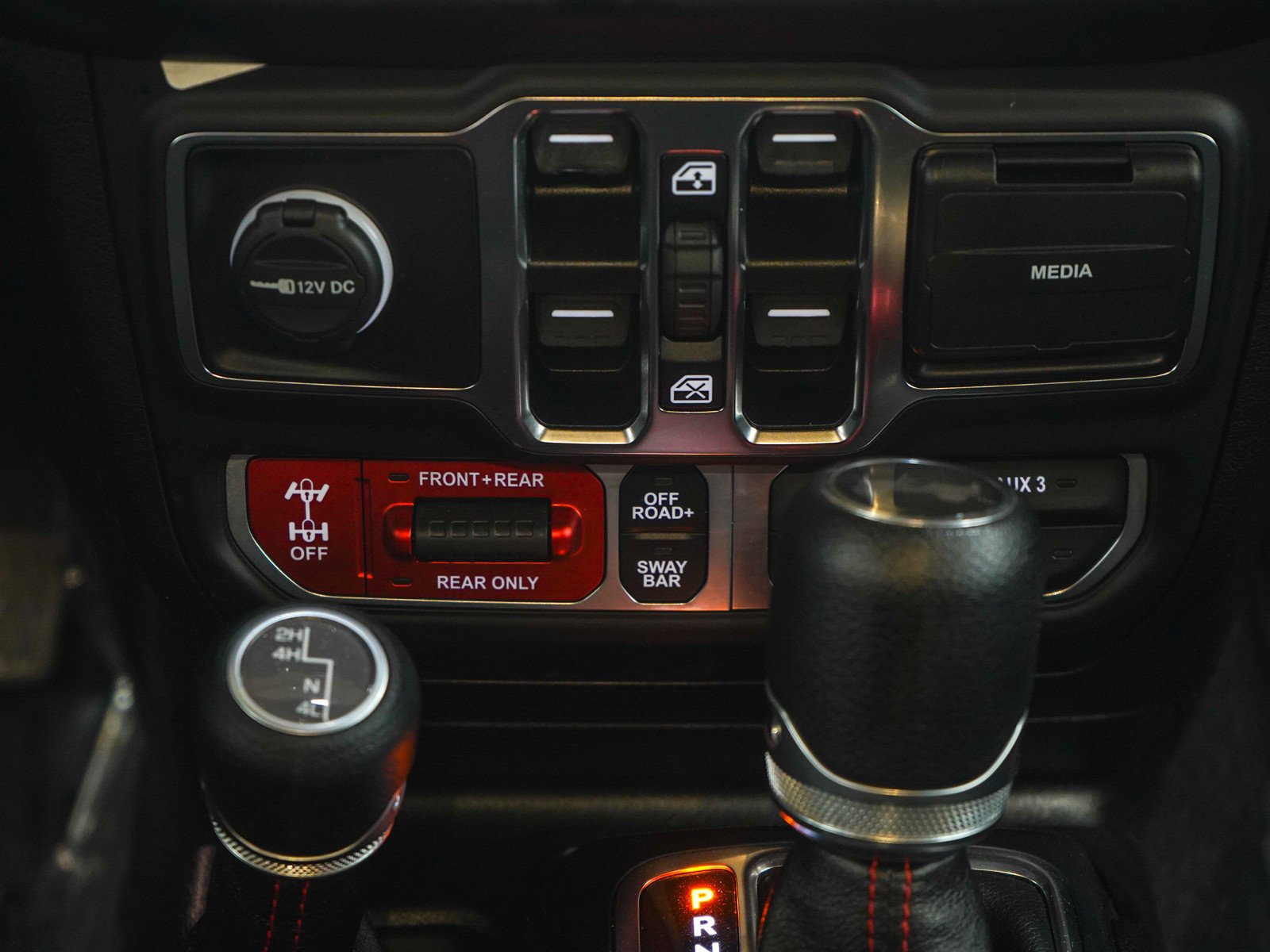 Used 2021 Granite Crystal Metallic Jeep Unlimited Rubicon 4x4 image 21