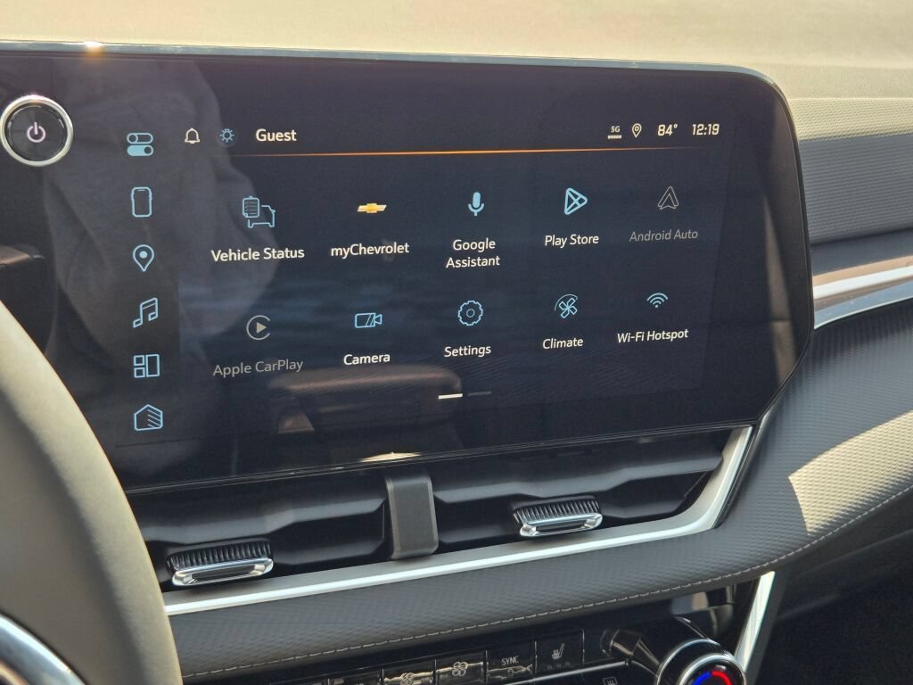 2027 Chevrolet Equinox LT - Photo 24