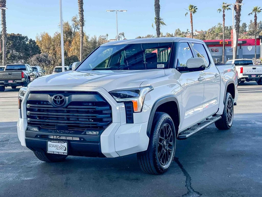 New 2026 Ice Cap Toyota  SR5 image 3