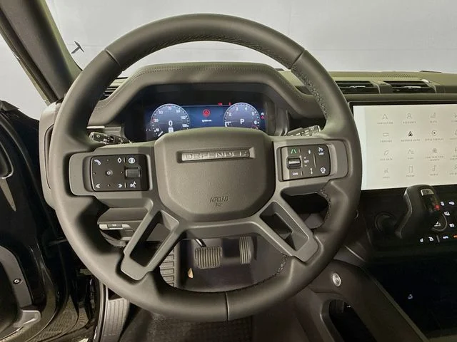 New 2026 Santorini Black Metallic Land Rover S image 12