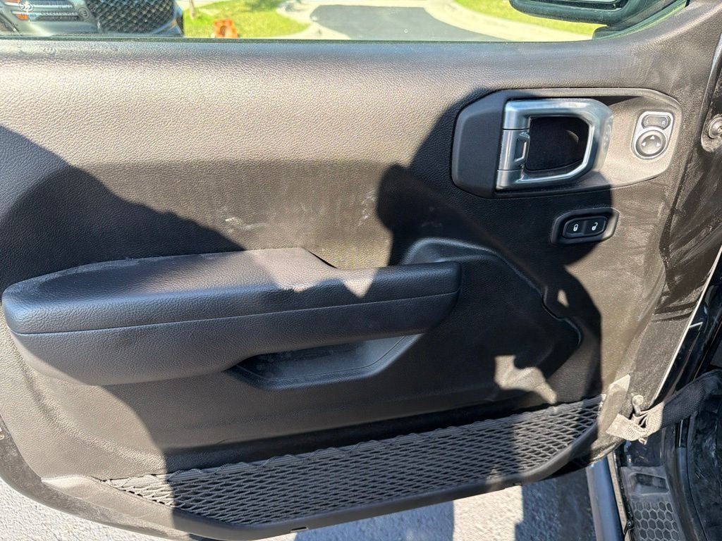 Used 2024 Black Jeep Willys 4xe image 9