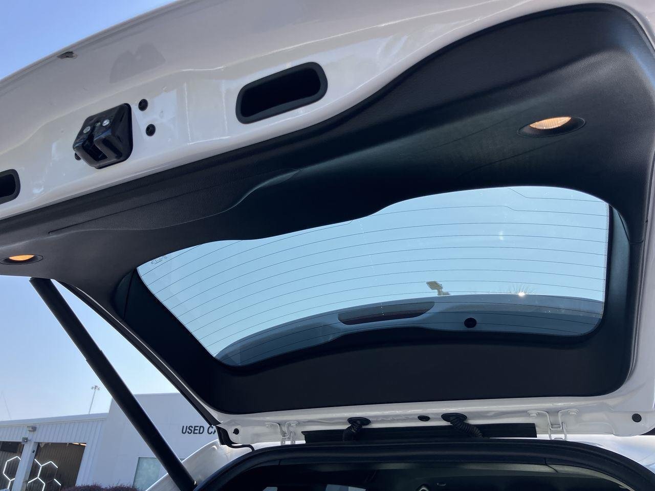 Used 2019 White (Bright White Clearcoat) Jeep Altitude image 25