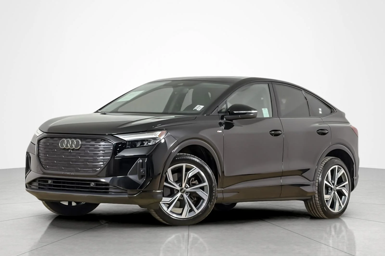 2024 Audi Q4 Sportback e-tron