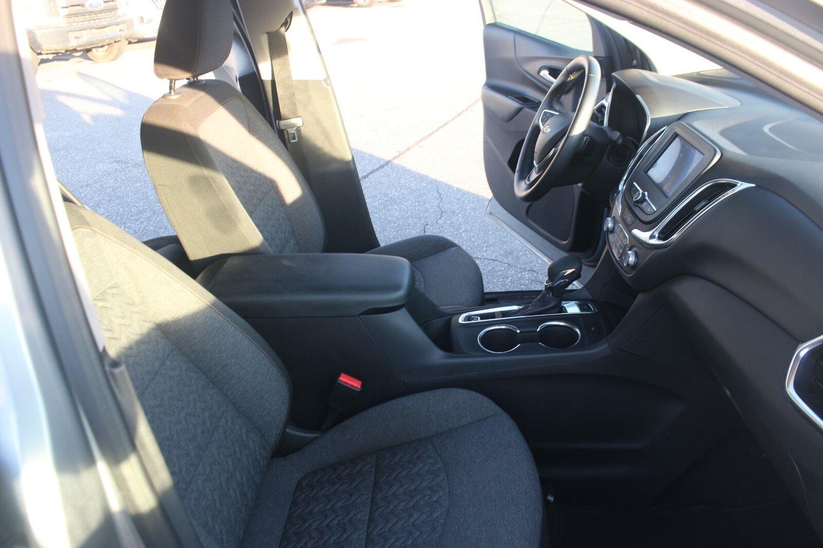 Used 2024 Sterling Gray Metallic Chevrolet LT image 34