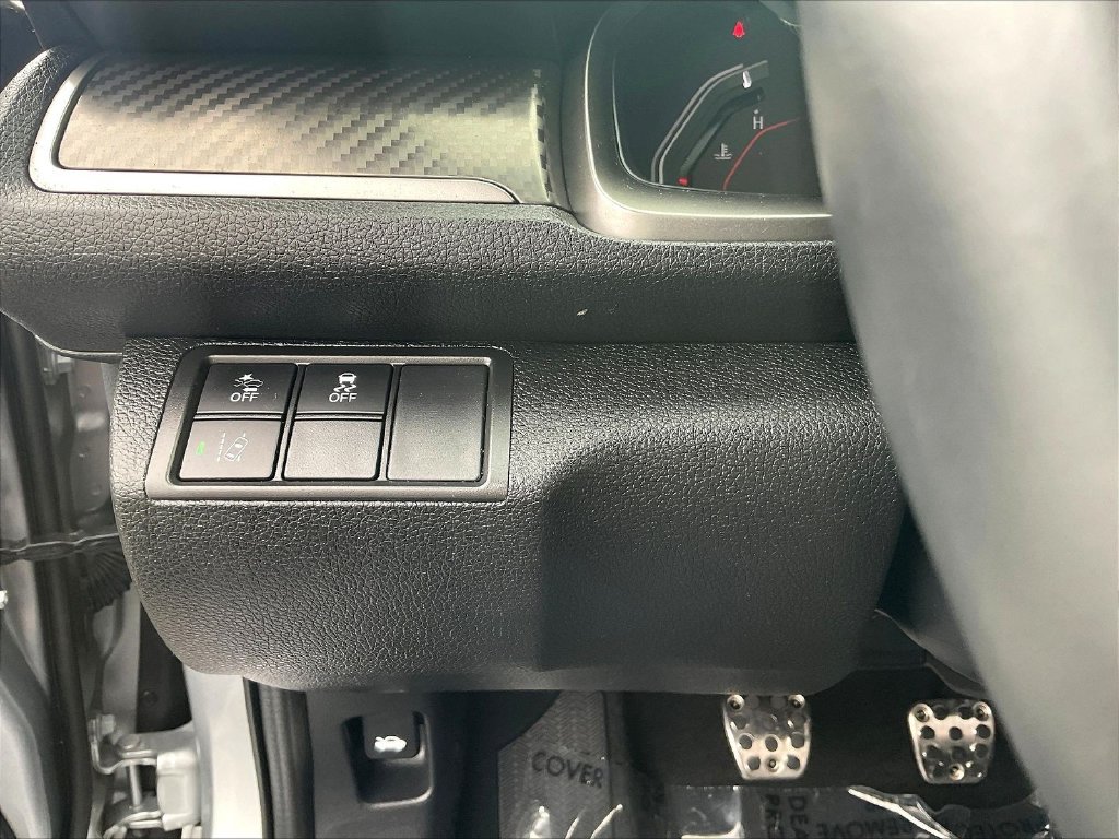 Used 2020  Honda Si image 16