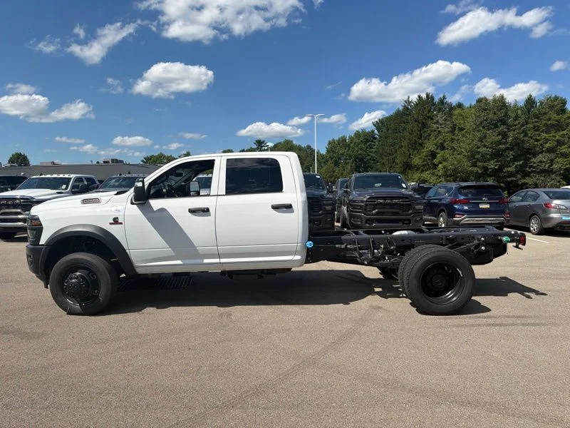 New 2026 Bright White Clearcoat RAM Tradesman image 6