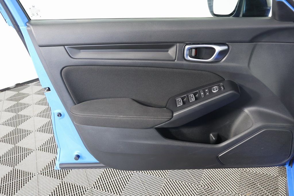 Used 2023 Boost Blue Pearl Honda Sport image 12