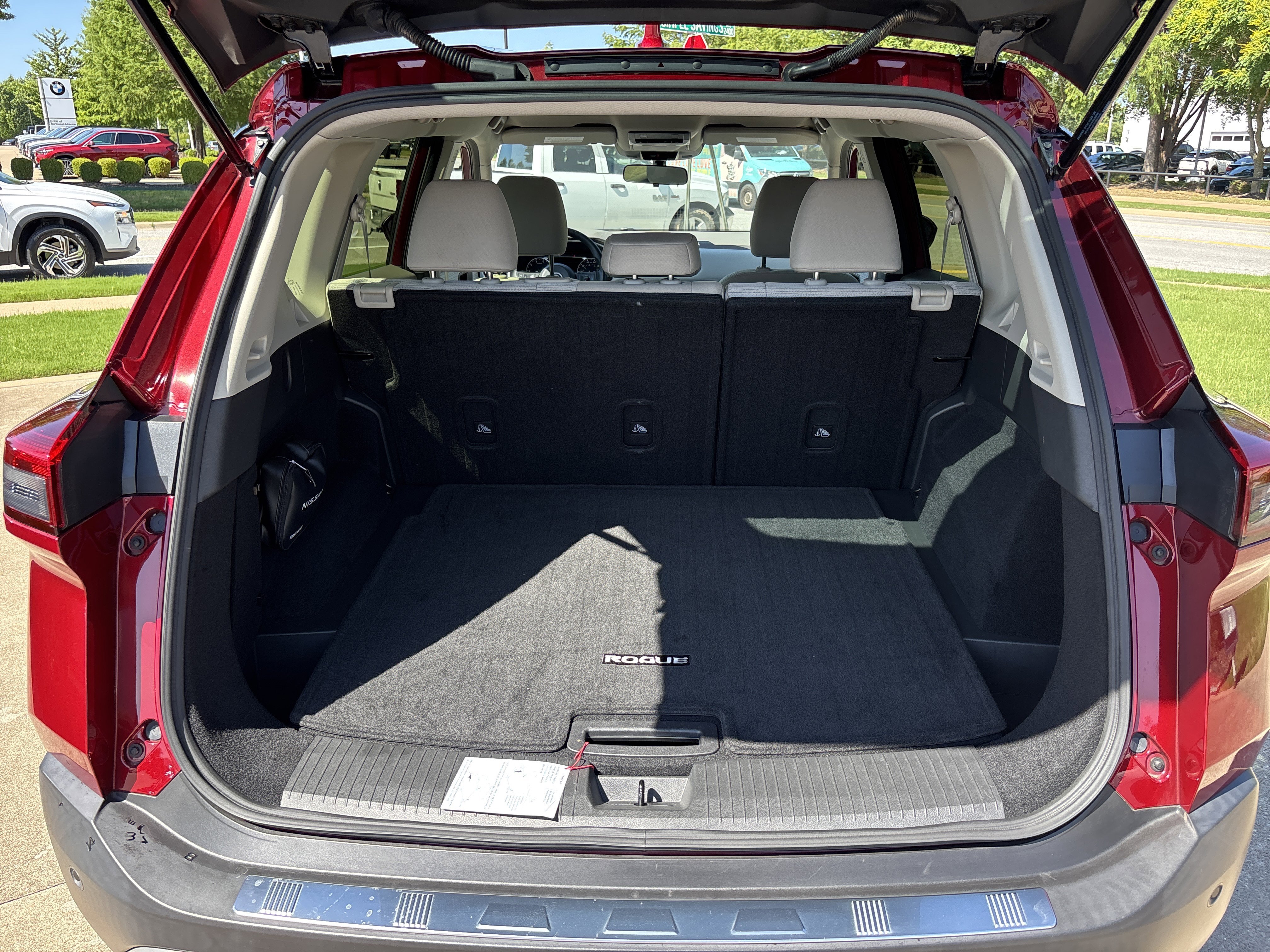 Used 2023 Scarlet Ember Tintcoat Nissan SV AWD image 7