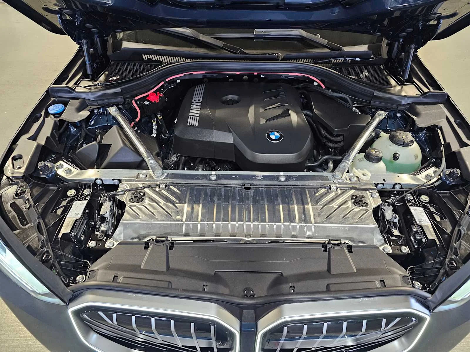 New 2026 Arctic Race Blue metallic BMW 30 xDrive image 9
