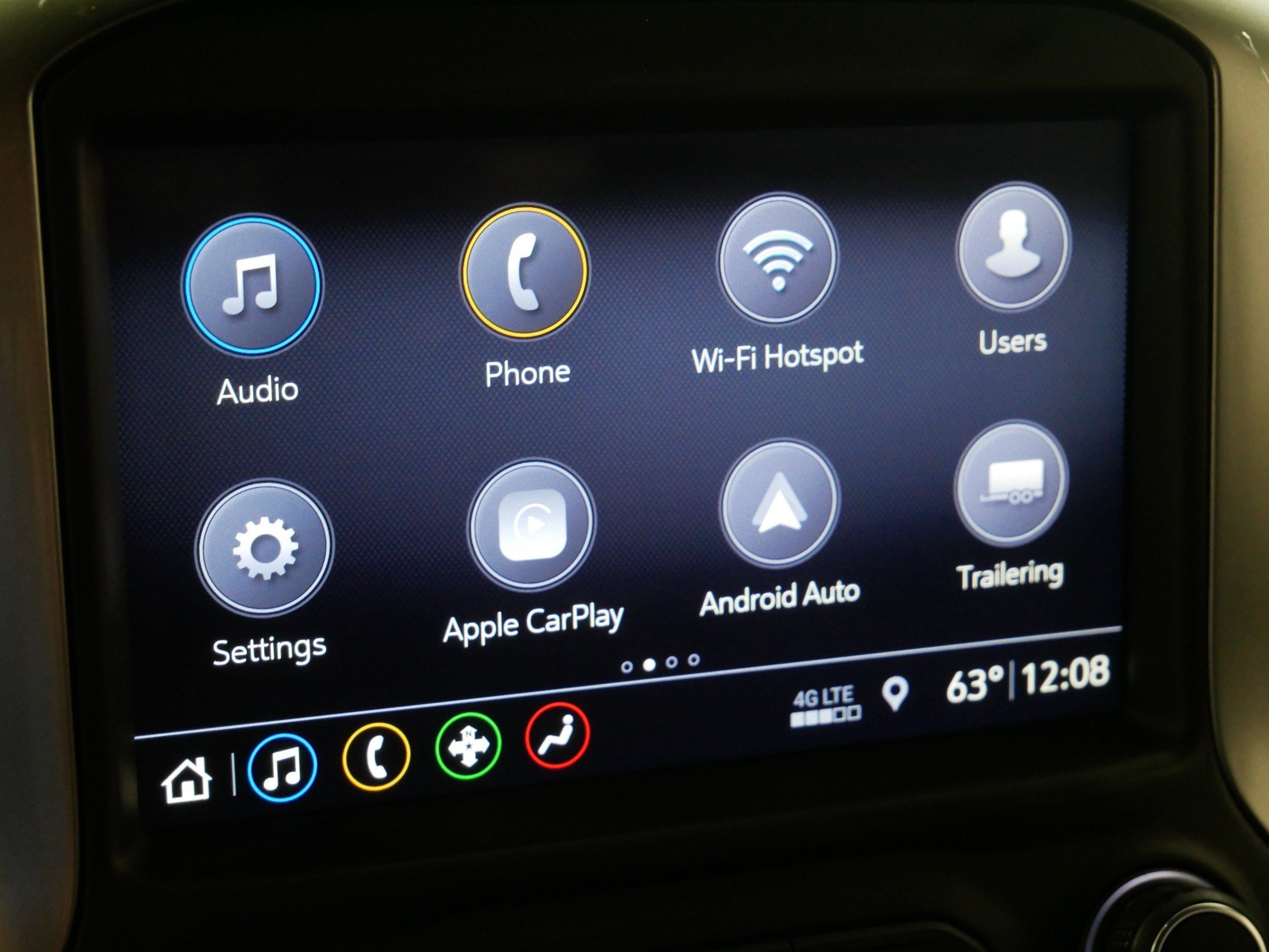Used 2019 CAJUN RED TINTCOAT Chevrolet LT image 32